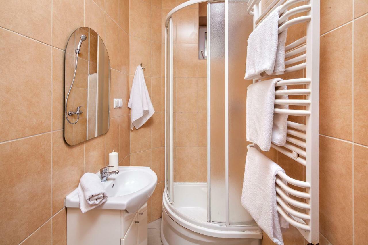 Sleepy3City Apartments Abrahama 16 Гдиня Екстериор снимка