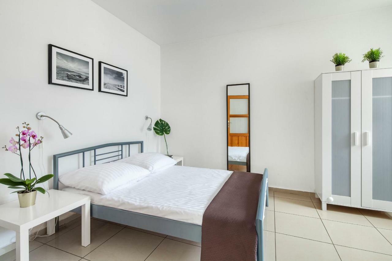 Sleepy3City Apartments Abrahama 16 Гдиня Екстериор снимка