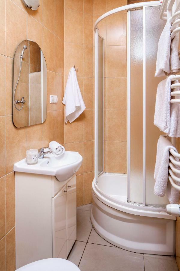 Sleepy3City Apartments Abrahama 16 Гдиня Екстериор снимка