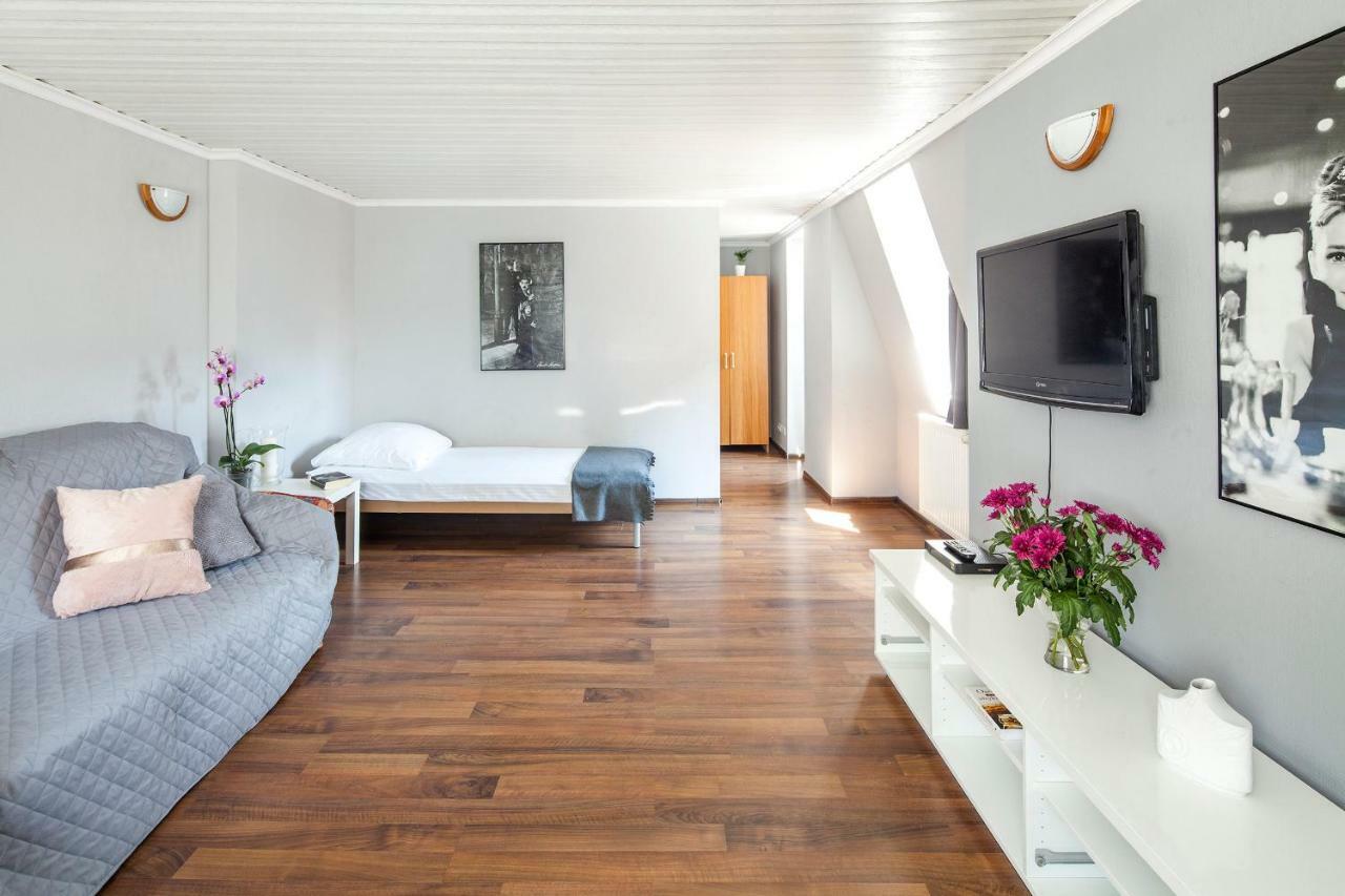 Sleepy3City Apartments Abrahama 16 Гдиня Екстериор снимка
